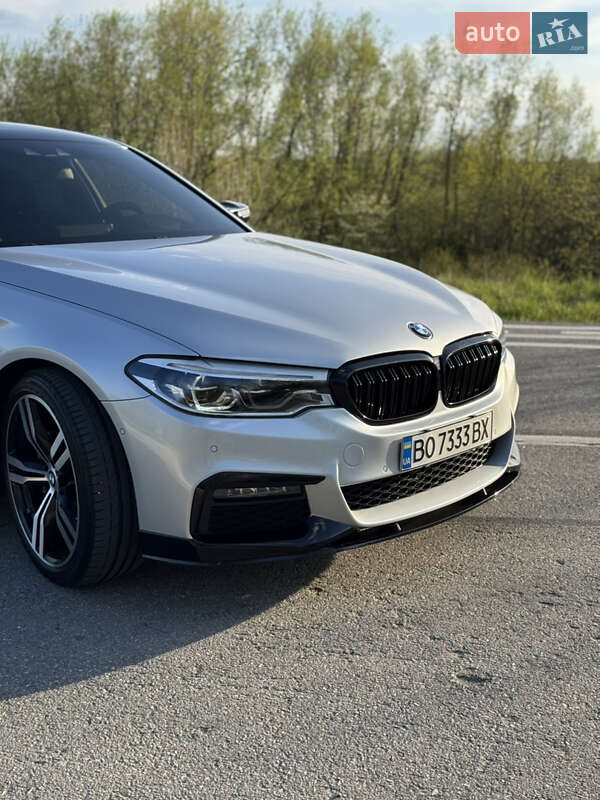 Седан BMW 5 Series 2017 в Львові