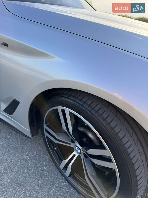 Седан BMW 5 Series 2017 в Львові