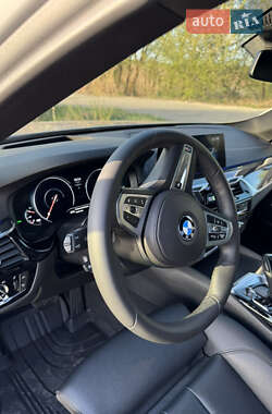 Седан BMW 5 Series 2017 в 