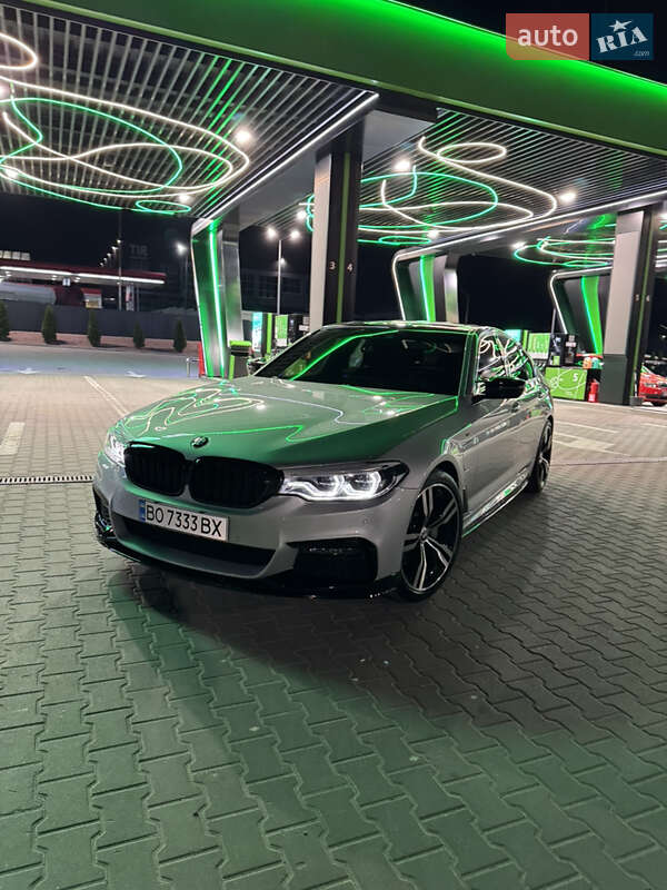 Седан BMW 5 Series 2017 в Львові