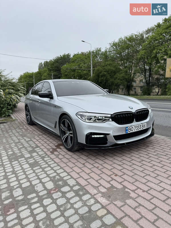 Седан BMW 5 Series 2017 в Львові