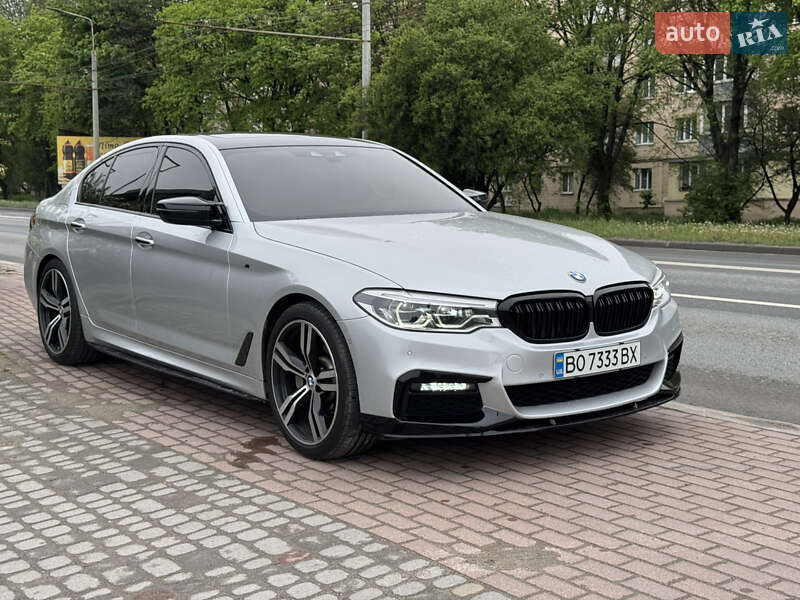 Седан BMW 5 Series 2017 в Львові