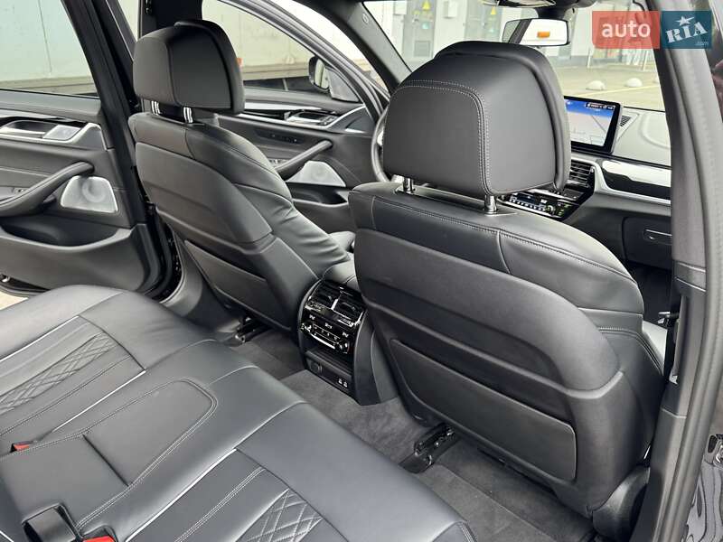 Седан BMW 5 Series 2021 в Києві