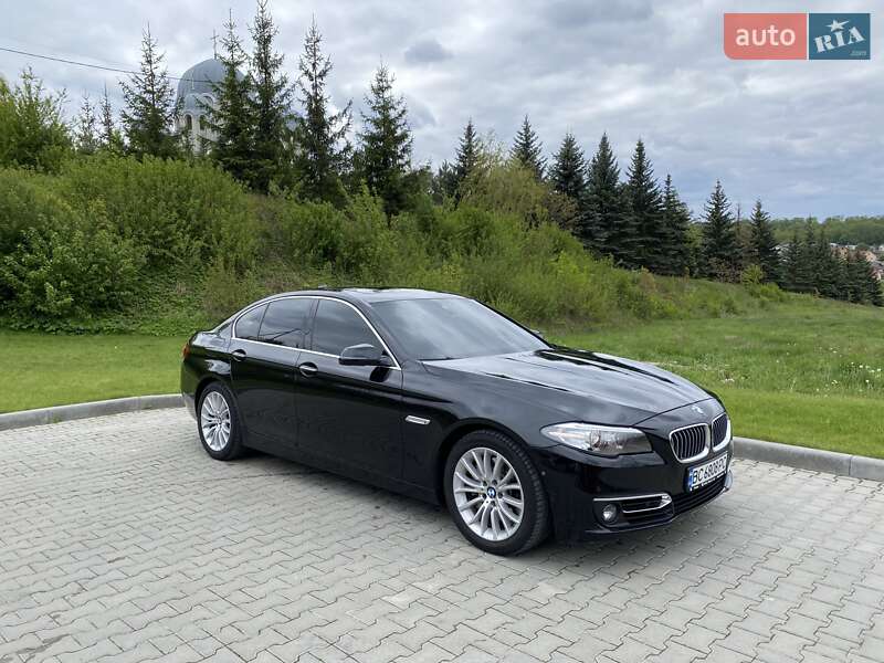Седан BMW 5 Series 2013 в 