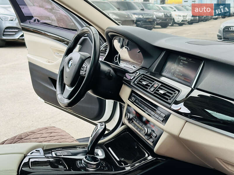 Седан BMW 5 Series 2013 в Харкові