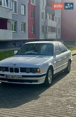 Седан BMW 5 Series 1991 в Львові