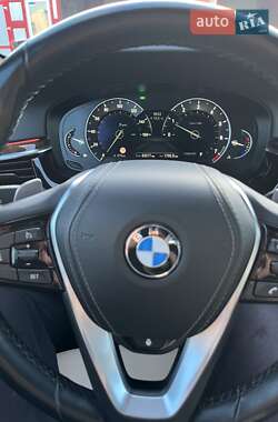 Седан BMW 5 Series 2018 в 