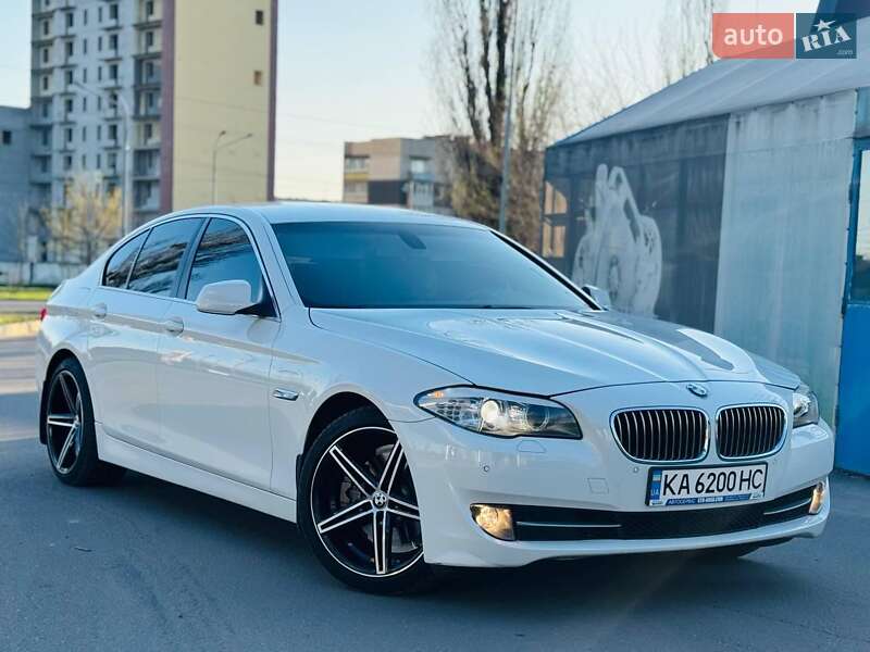 Седан BMW 5 Series 2012 в Павлограде