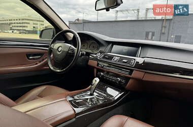 Седан BMW 5 Series 2013 в 