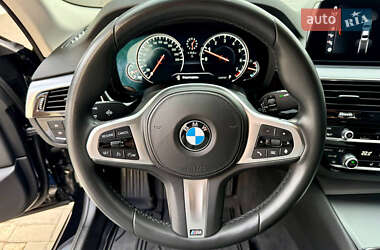 Седан BMW 5 Series 2018 в 