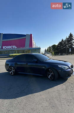 Седан BMW 5 Series 2004 в 