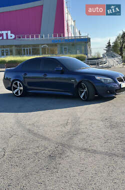 Седан BMW 5 Series 2004 в 