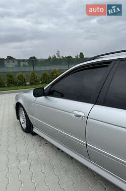 Универсал BMW 5 Series 2001 в 