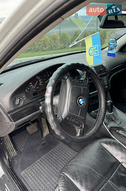 Универсал BMW 5 Series 2001 в 