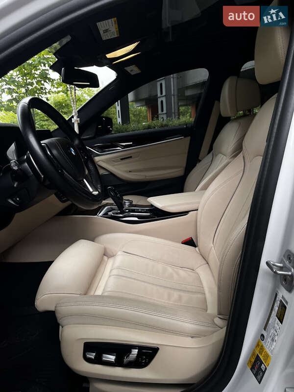 Седан BMW 5 Series 2018 в Киеве фото 21 Седан BMW 5 Series 2018 в Киеве