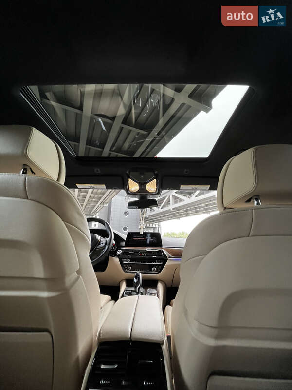 Седан BMW 5 Series 2018 в Киеве фото 25 Седан BMW 5 Series 2018 в Киеве