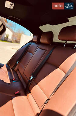 Седан BMW 5 Series 2015 в 