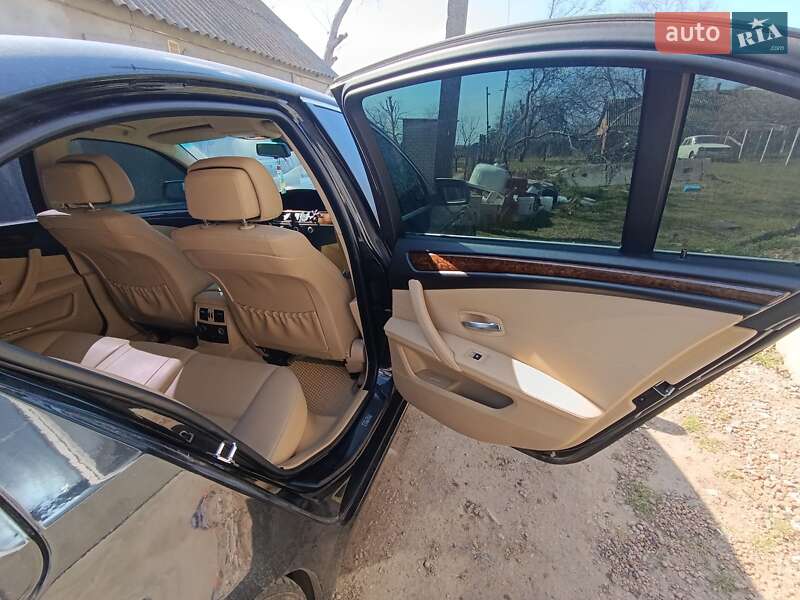 Седан BMW 5 Series 2008 в Николаеве