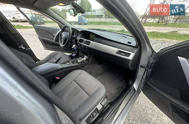 Седан BMW 5 Series 2004 в 