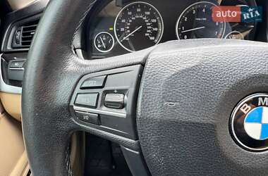 Седан BMW 5 Series 2012 в 