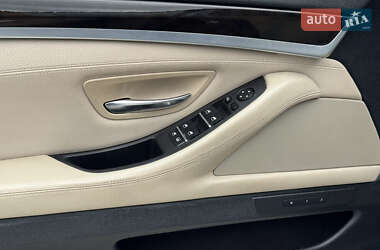 Седан BMW 5 Series 2011 в 