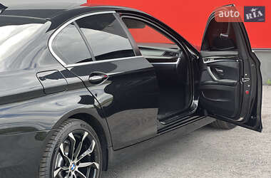 Седан BMW 5 Series 2013 в 