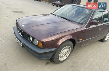 Седан BMW 5 Series 1989 в Ковеле