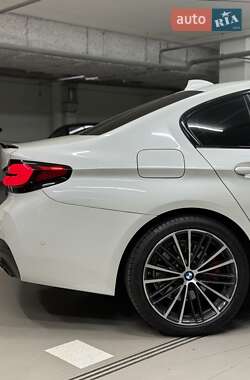 Седан BMW 5 Series 2020 в 