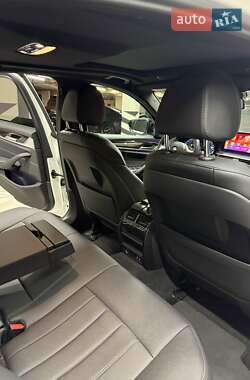 Седан BMW 5 Series 2020 в 