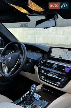 Седан BMW 5 Series 2018 в 