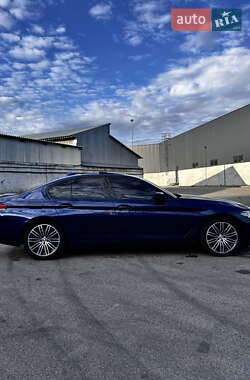 Седан BMW 5 Series 2018 в 