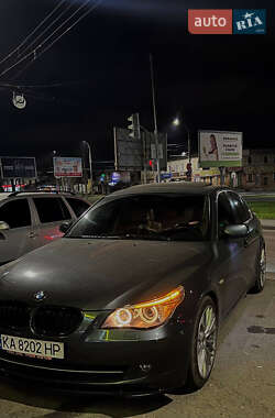 Седан BMW 5 Series 2008 в 