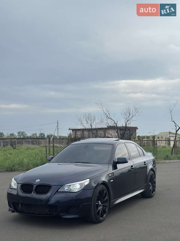 BMW 5 Series 2003
