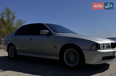 Седан BMW 5 Series 2001 в 