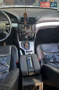 Седан BMW 5 Series 2001 в 