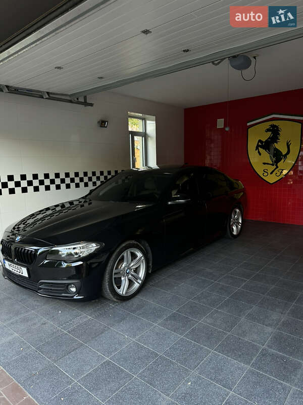 Седан BMW 5 Series 2016 в Одессе