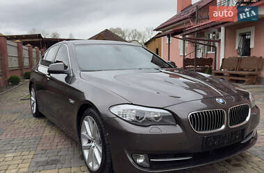 BMW 5 Series 2011 BMW 5 Series 2011