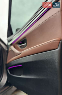 Седан BMW 5 Series 2011 в 