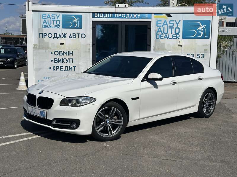 Седан BMW 5 Series 2016 в 