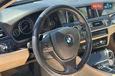 Седан BMW 5 Series 2016 в 