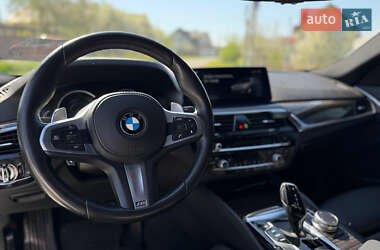Седан BMW 5 Series 2019 в 