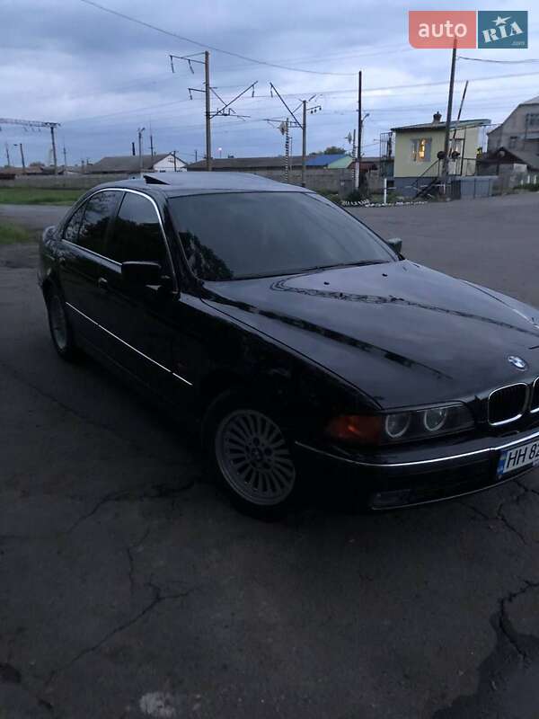 Седан BMW 5 Series 1998 в Подільську