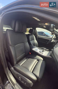 Седан BMW 5 Series 2013 в 
