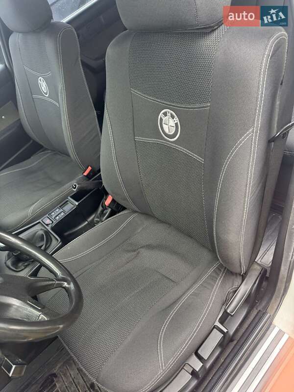 Седан BMW 5 Series 1990 в Вознесенске фото 7 Седан BMW 5 Series 1990 в Вознесенске