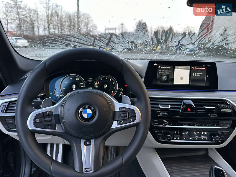 Седан BMW 5 Series 2017 в Тернополе