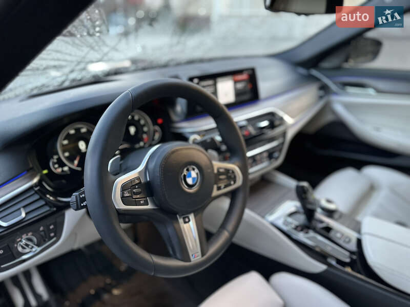 Седан BMW 5 Series 2017 в Тернополе