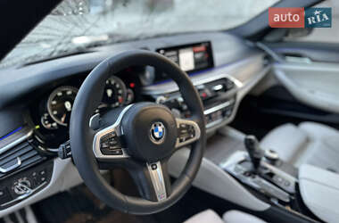 Седан BMW 5 Series 2017 в 