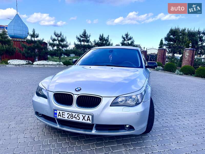Седан BMW 5 Series 2004 в Чорноморську