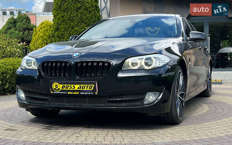 Седан BMW 5 Series 2011 в Львові