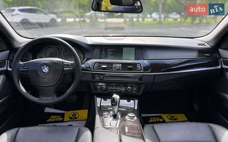 Седан BMW 5 Series 2011 в Львові